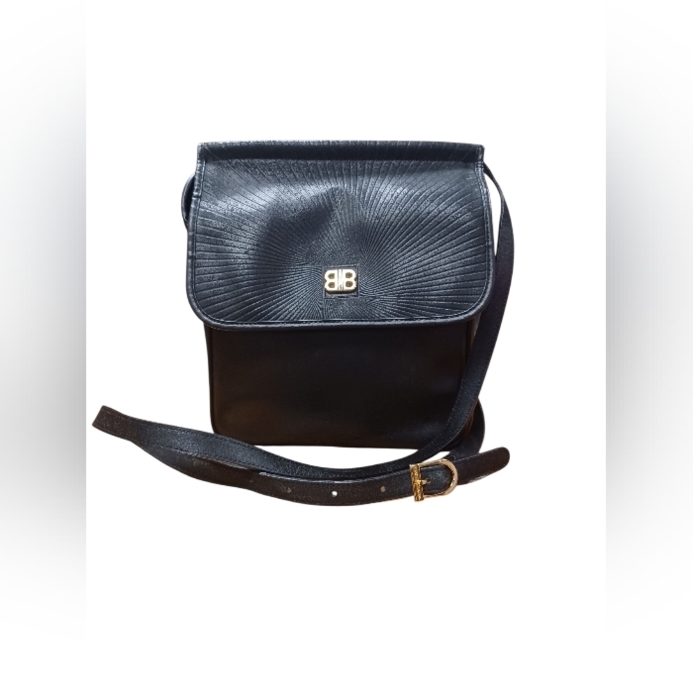 Balenciaga Vintage Black Leather Purse GUC Gold Toned Hardware